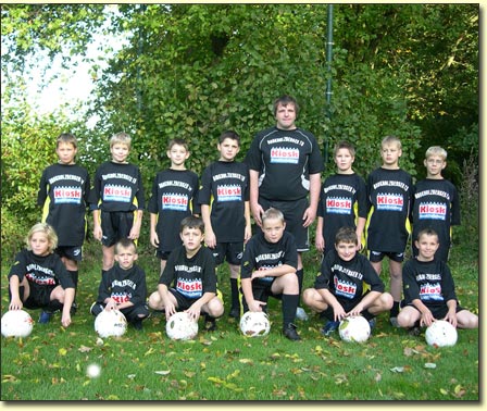 Die BTB D-Jugend-Mannschaft 2007/2008 in neuem Gewand